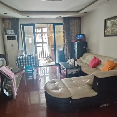 大丰永泰花园精装2室出售，93㎡，72.8万