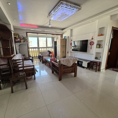 盐城公园道1号精装3室出售，143㎡，118.8万