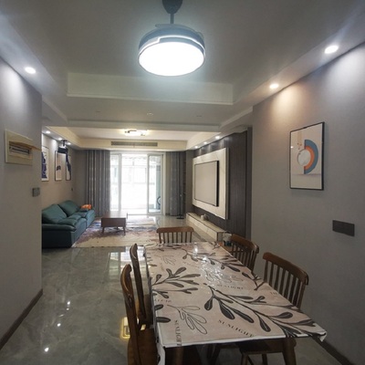 大丰荣润理想城电梯洋房精装4室出租，飞机户型，2800/月