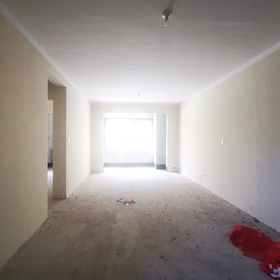 大丰碧桂园玖玺3室带大院子出售，123㎡，105.8万