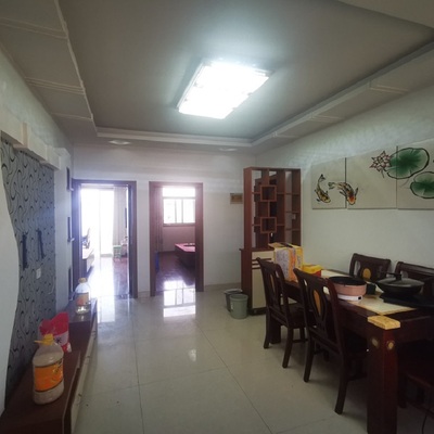 大丰健康小区3室出租，1000/月